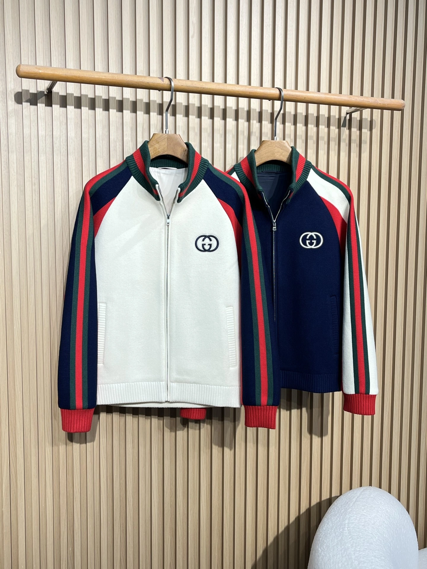 wg.luxury-- 6u33i embroidery 2colour item: E-F443J1631-2H